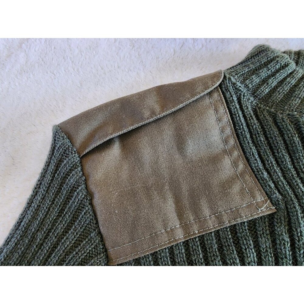 Vintage Green Crewneck Sweater - Picture 2 of 6
